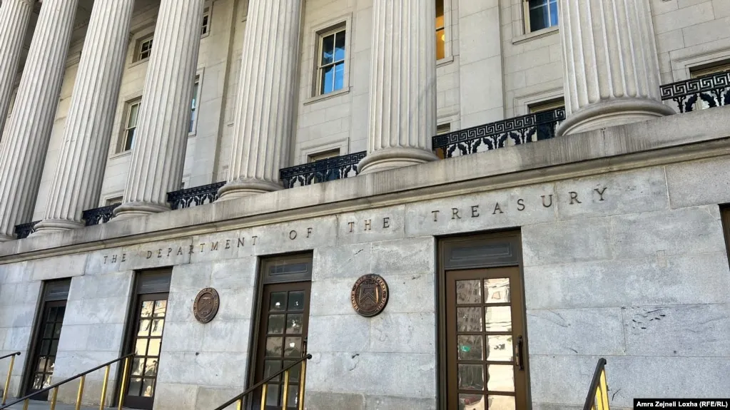 Минфин США объявил о новом пакете санкций против физических и юридических лиц из Ирана, Турции и ОАЭ, которых Вашингтон обвиняет в содействии иранским программам ракет и беспилотников и в обеспечении поставок КСИР.