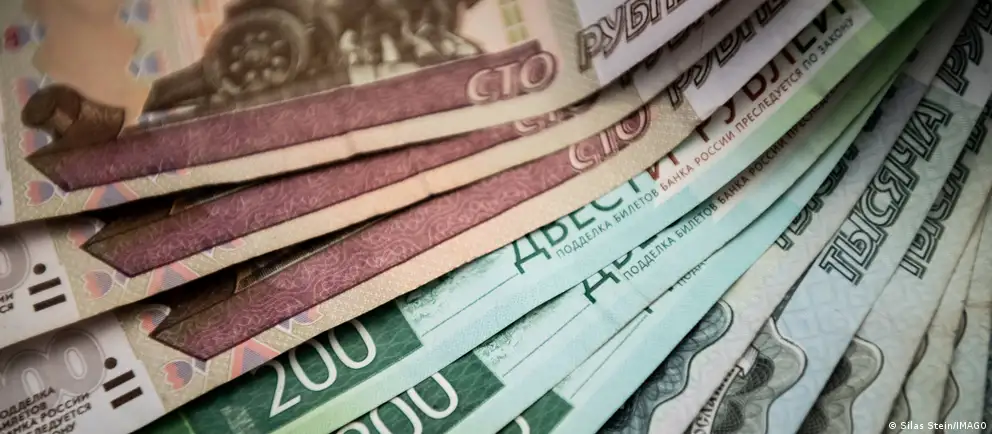 По оценке властей, в 2026 году рост экономики замедлится до 0,4% из‑за снижения инвестиций и замедления доходов населения; восстановление ожидается с 2027 года.