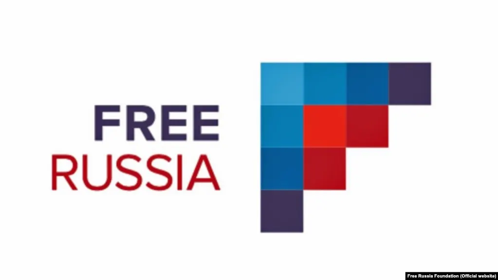 Росфинмониторинг внёс в реестр террористов и экстремистов нескольких руководителей зарегистрированного в США фонда «Свободная Россия». В фонде называют это продолжением репрессий против голосов, выступающих против войны и за демократические преобразования.
