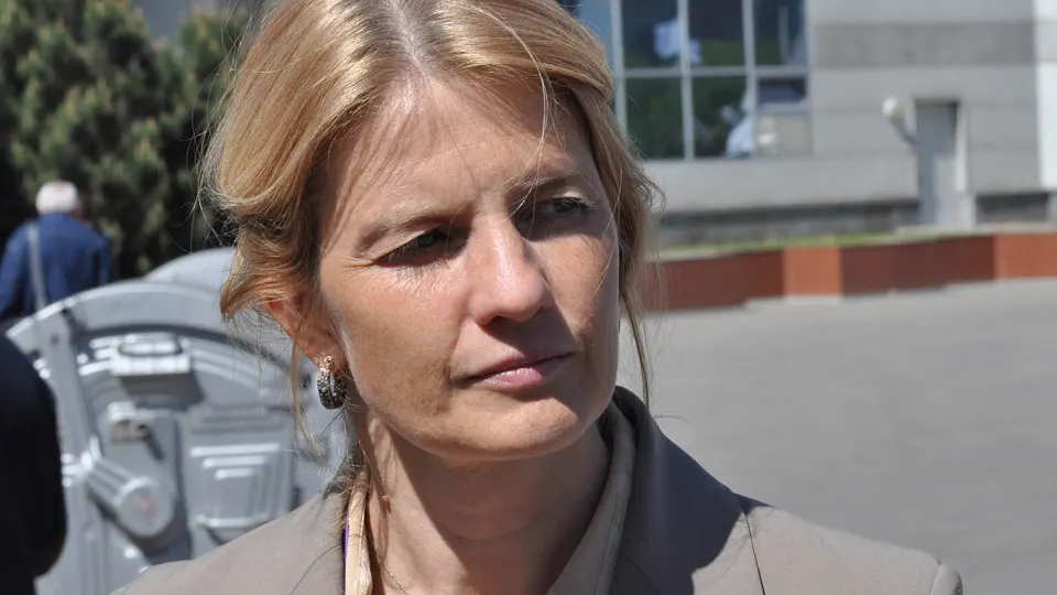 Наталья Касперская провела переговоры с сотрудниками Второй службы ФСБ и резко высказалась против блокировок и новых подходов к регулированию интернета; участники рынка скептически оценивают шансы добиться изменений.