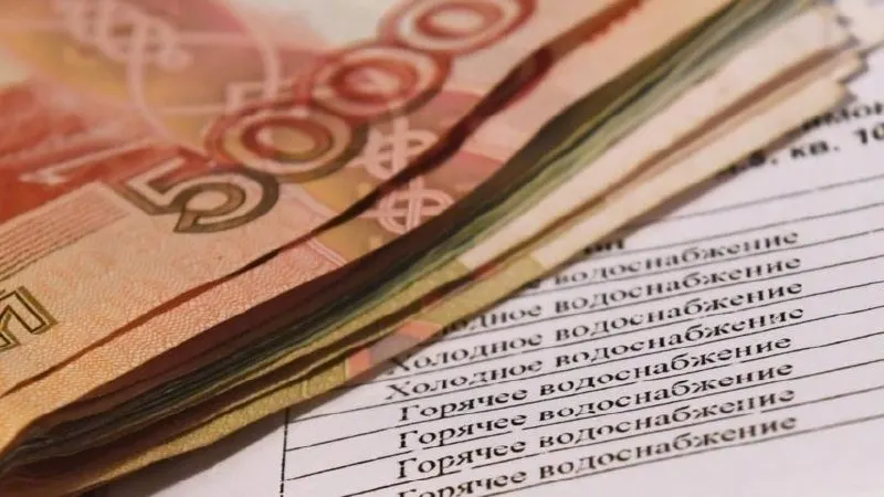 Юристы предупреждают, что для части потребителей плата за холодную воду может умножиться в три раза — это коснётся собственников без счётчиков, квартир с неповеренными приборами и тех, кто не передаёт показания более трёх месяцев.