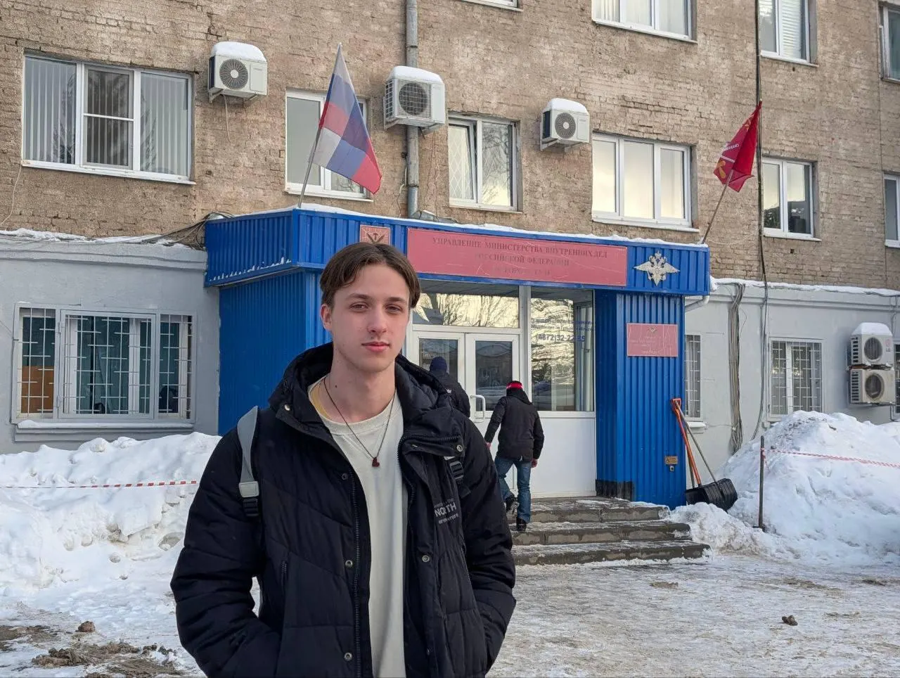 Евгений Малюгин стал одним из самых молодых внесённых в реестр «иностранных агентов». Он называет решение политически мотивированным, намерен оспаривать его и ранее подвергался административным преследованиям; в феврале покинул Россию.