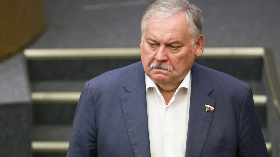 Первый зампред комитета Госдумы Константин Затулин заявил, что Латвия и Эстония не выполнили обещаний по обеспечению справедливых условий для русскоязычного населения. Его слова прозвучали на фоне обсуждения в Думе закона о защите россиян за рубежом и предупреждений разведок о рисках эскалации с НАТО.