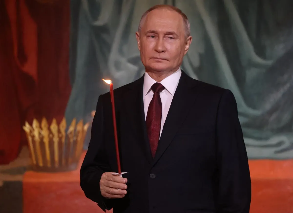 Эксперты предупреждают о нескольких сценариях падения правящего лидера — от быстрой ликвидации до внутреннего вооружённого конфликта. Триггером могут стать внешние атаки, внутренние беспорядки или прекращение внешней поддержки.