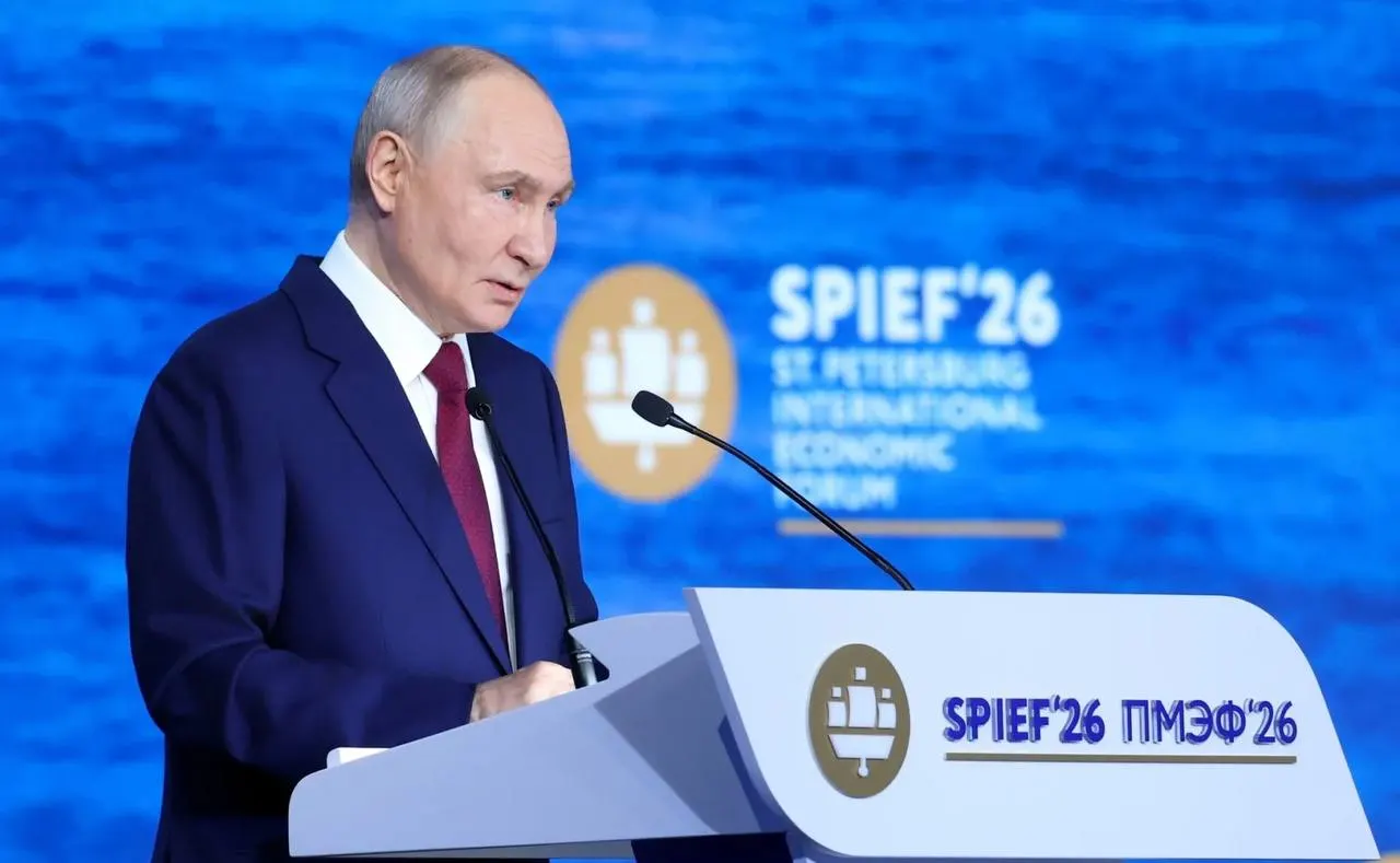 На ПМЭФ глава государства выделил регион среди тех, кто эффективно восстанавливает старинные дома и усадьбы. В 2018–2025 годах в области проведено более 870 реставрационных работ.