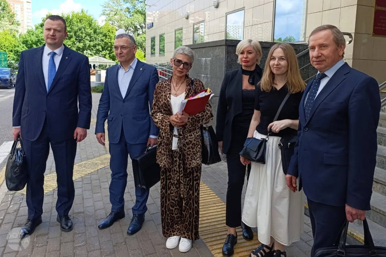 Апелляционная инстанция оставила в силе решение о лишении адвокатского статуса Алексея Басистова, Дмитрия Проводина и Юлия Тая; защитники утверждают, что процедура нарушила правила адвокатского самоуправления.