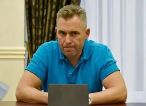 Совет ЕС расширил пакет ограничений против России: в санкционный перечень включены свыше 80 физических лиц и организаций, среди них — бывший детский омбудсмен Павел Астахов и генпрокурор Александр Гуцан. Под ограничения также попали журналисты и блогеры.