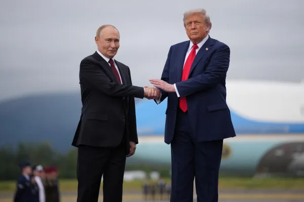 Президент США намерен провести встречу с Владимиром Зеленским на саммите НАТО 7–8 июля в Анкаре, а после — созвониться с Владимиром Путиным; в разговорах обсуждалась возможность прекращения войны России с Украиной.