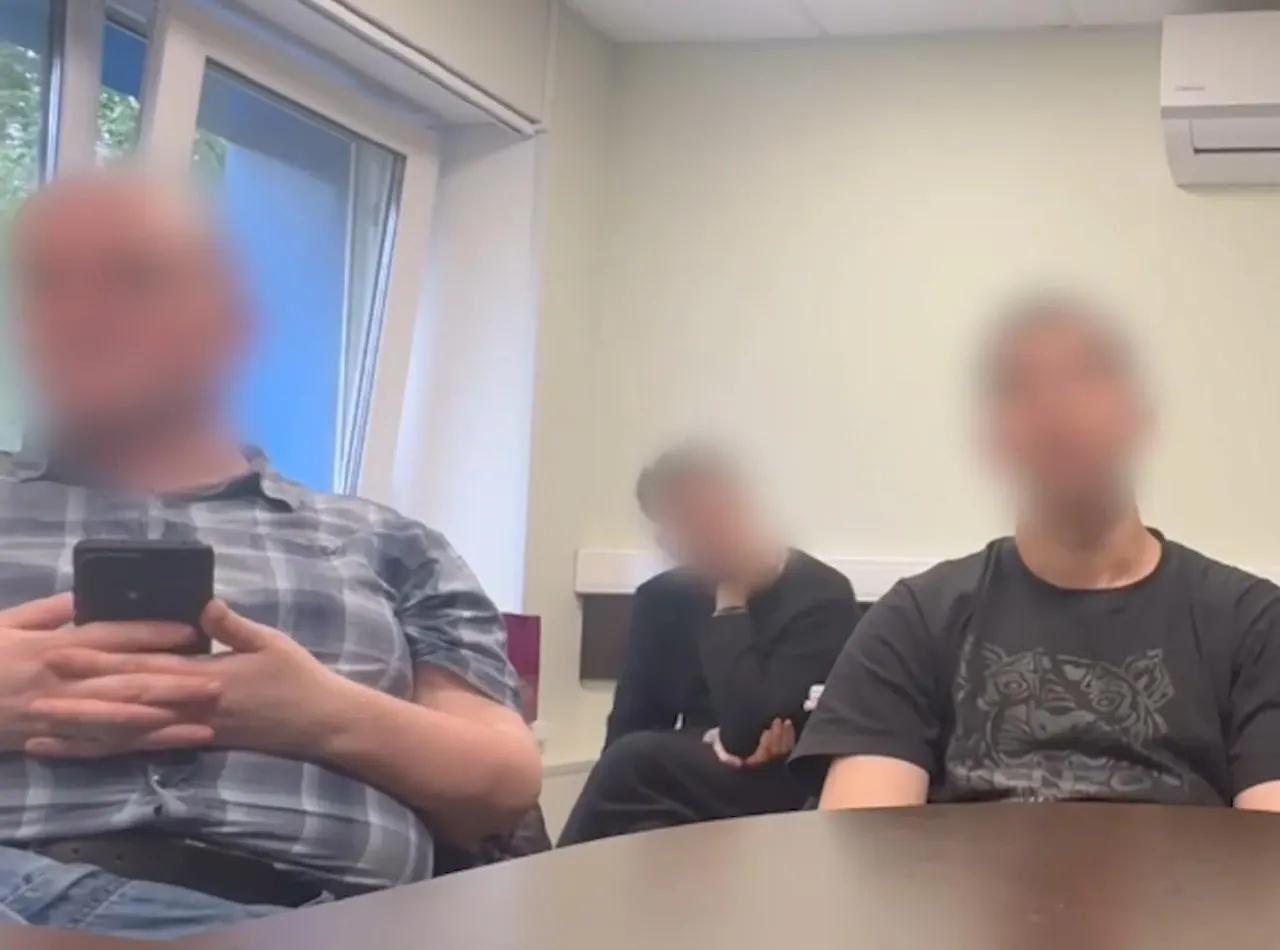 Следственный комитет возбудил уголовные дела о терроризме в связи с использованием чат‑бота для знакомств «Дайвинчик», который, по мнению следствия, применялся спецслужбами Украины.