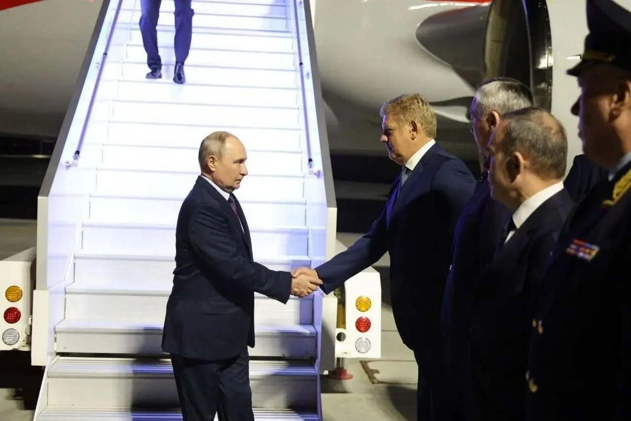 Президент России посетил Новосибирск в рамках открытия СКИФа — Сибирского кольцевого источника фотонов.
