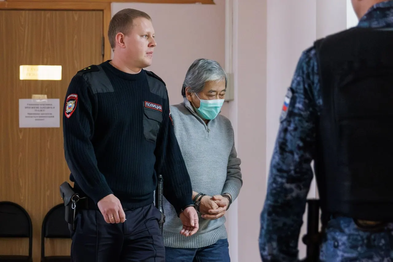Материалы уголовного дела в отношении Александра Пака, осуждённого за наезд на многодетную мать кроссовером BMW, поступили в Верховный суд России — производство поручено третьему составу уголовной коллегии.