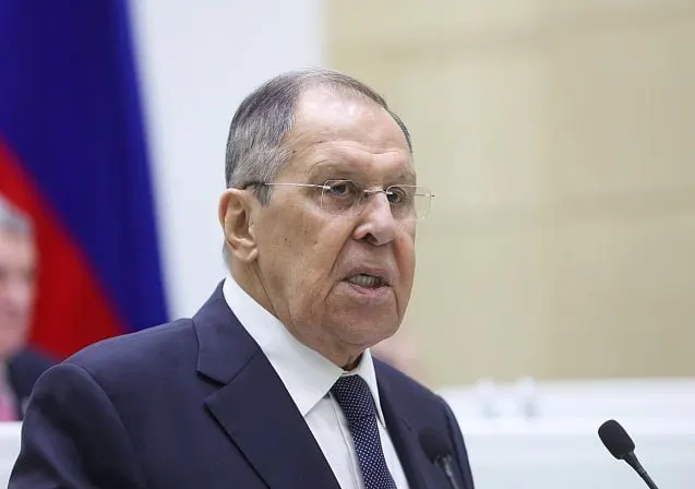 Министр иностранных дел заявил, что действия Германии и закрытие дипломатических учреждений свидетельствуют об эскалации и напоминают предвоенные времена.