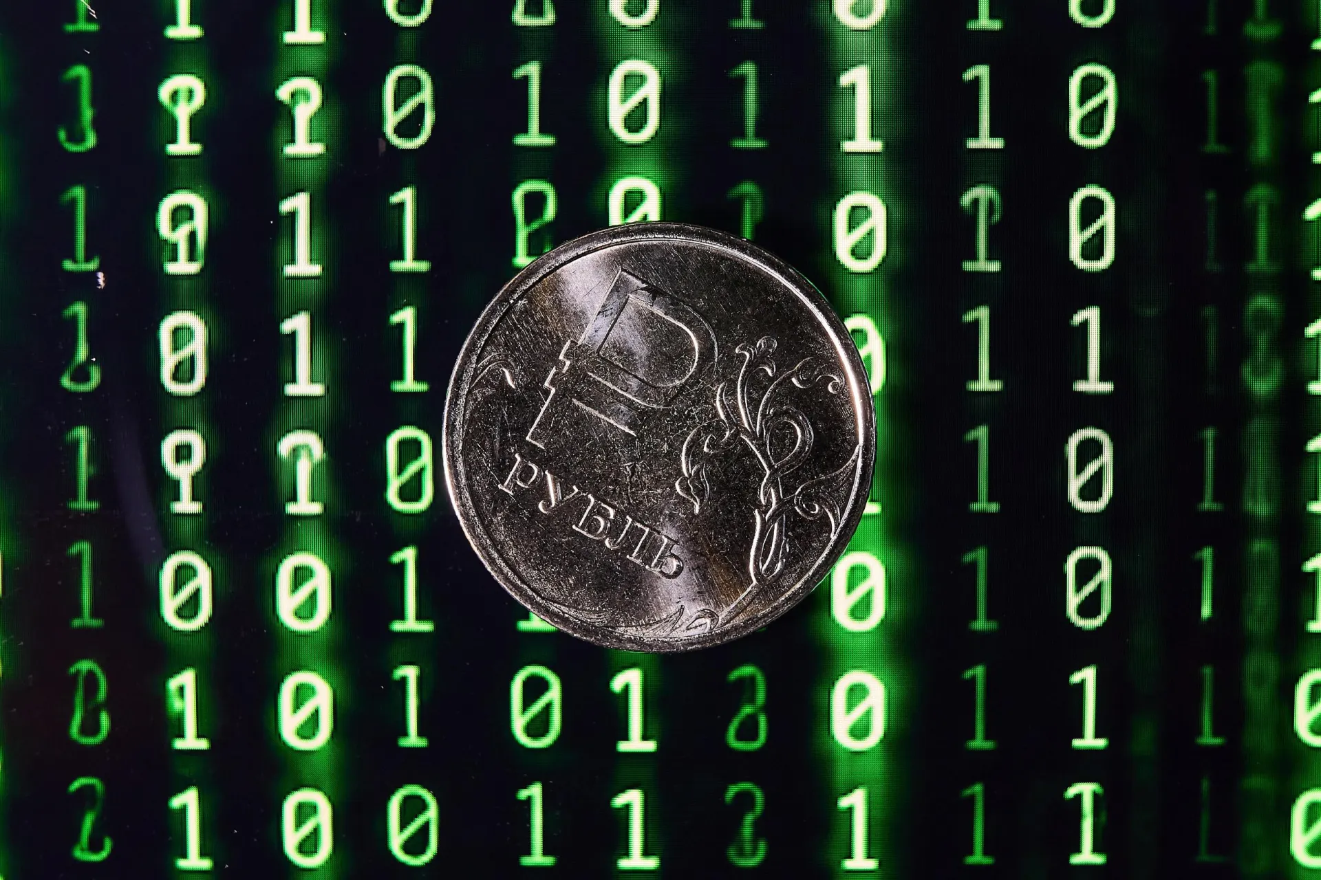 Распространяются сомнения в целесообразности новой платежной единицы; эксперты оценивают потенциальные преимущества для граждан и бизнеса.
