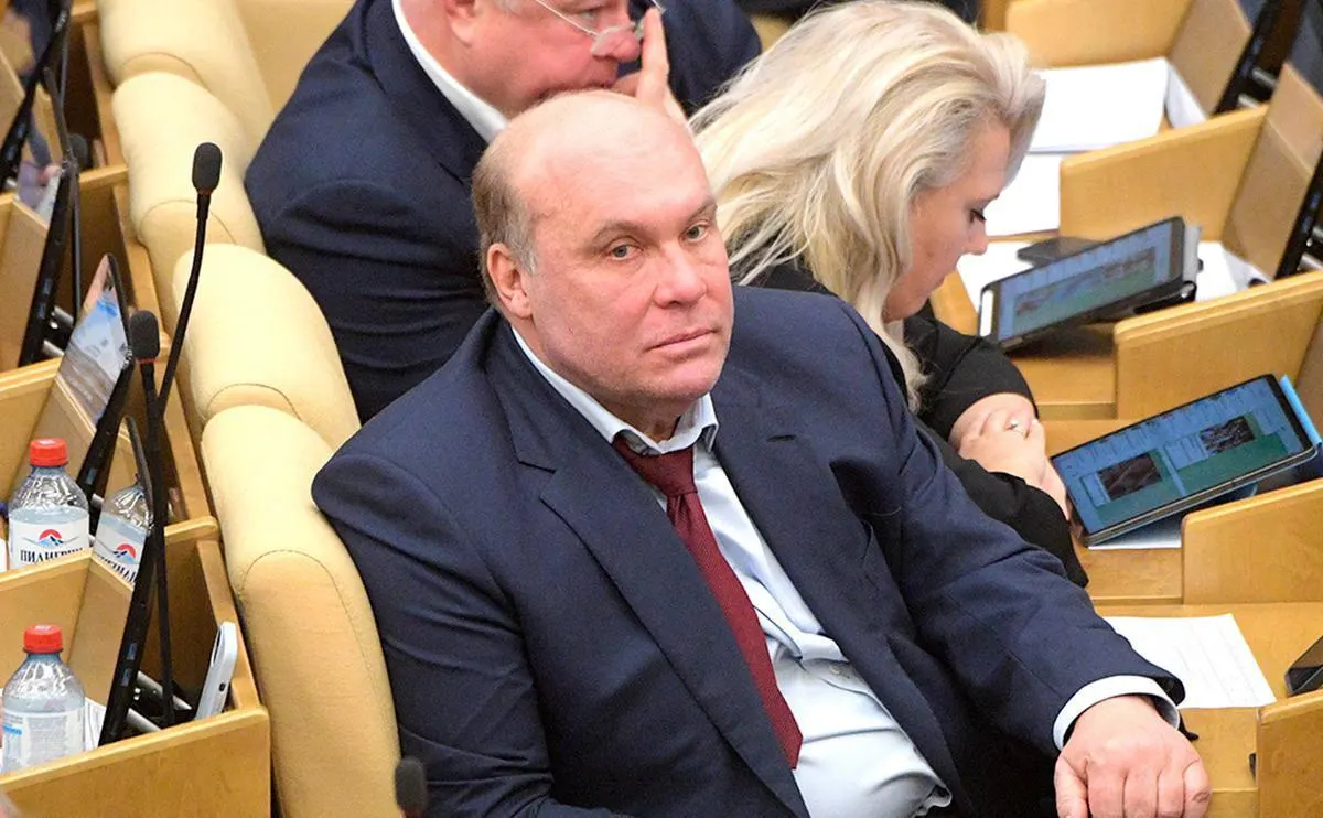 Депутат назвал сообщения о возможной мобилизации слухами, распространяемыми иностранными спецслужбами для запугивания граждан.