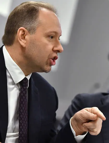 Депутат от Единой России сообщил, что большая часть людей, уехавших после начала СВО, уже вернулись домой; причины — бытовые и бюрократические трудности, а также разочарование в западном образе жизни.