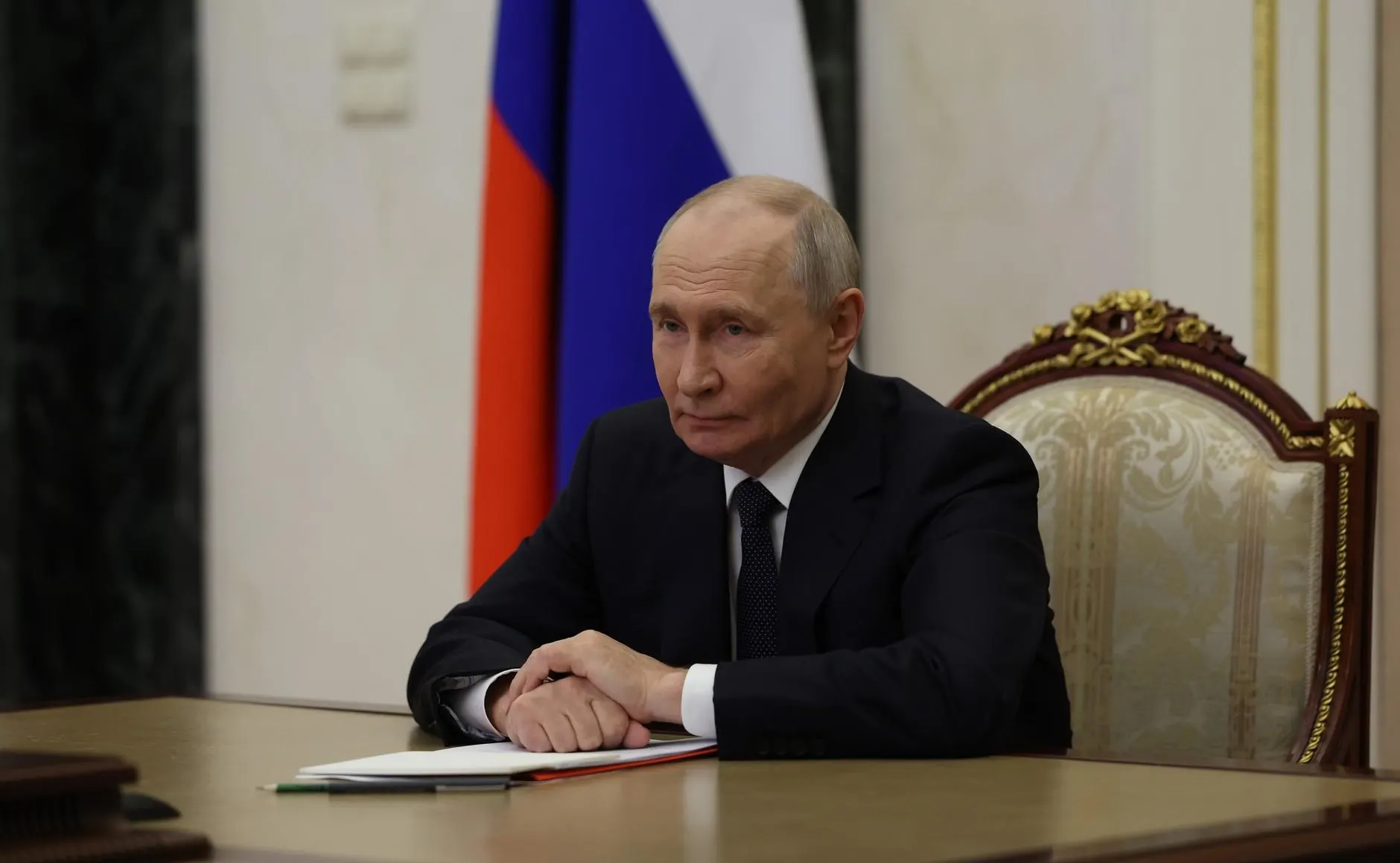 Начало переговоров Путина со спецпосланником США: обсуждаются ключевые вопросы повестки дня.