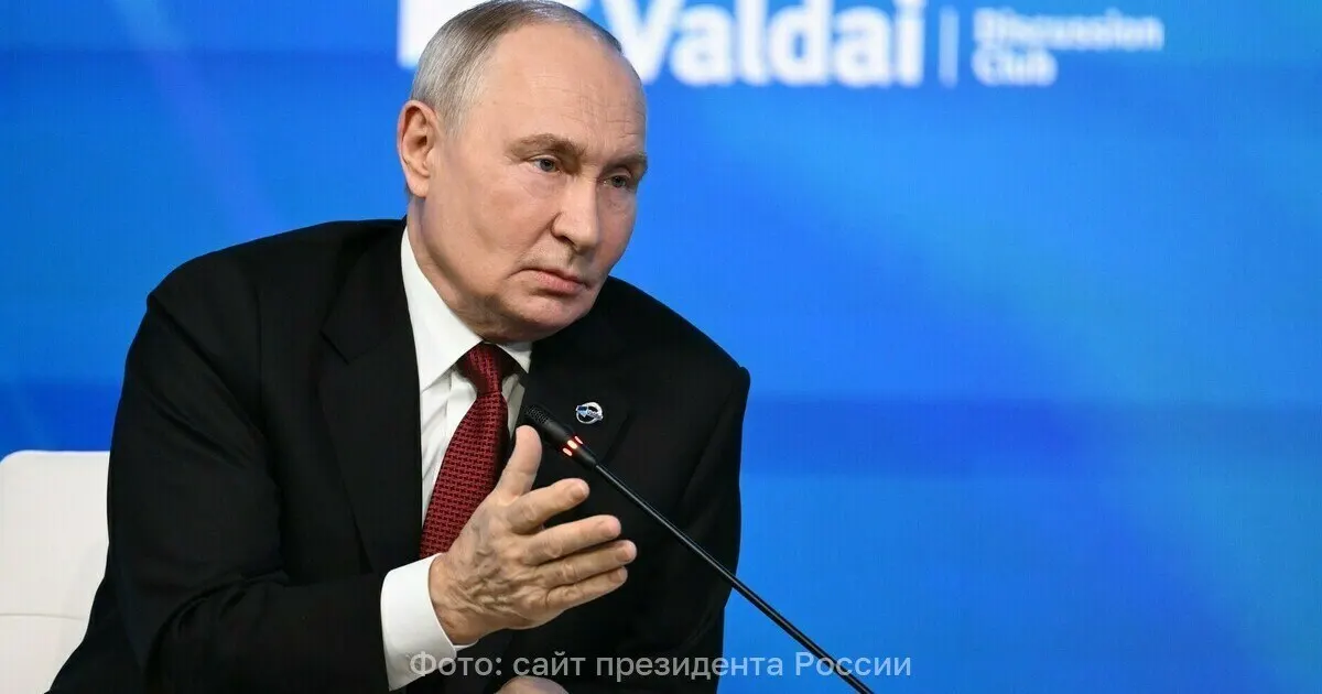 Президент РФ Владимир Путин заявил, что граждане пришли на участки голосовать, несмотря на угрозы.